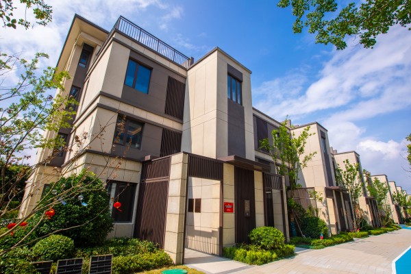 1694759767609460.jpg 086A7366.jpg